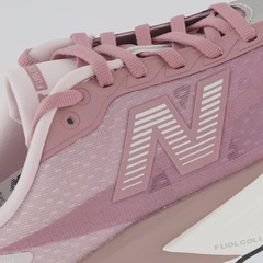 Tênis Feminino New Balance Fuelcell Rebel V5 - Foto 7