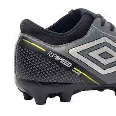 Kit Chuteira de Campo Umbro Adamant Top Speed League e Meião - Adulto - Foto 7