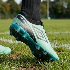 Kit Chuteira de Campo Umbro Adamant Top Speed League e Meião - Adulto - Foto 8
