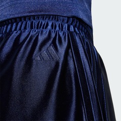 Short adidas Seasonal Essentials Feminino - Foto 6