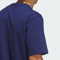 Camiseta adidas Varsity Crest Masculina - Foto 6