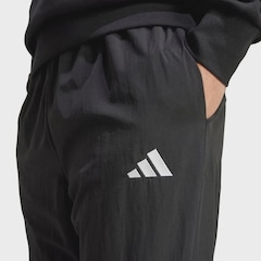 Calça adidas Essentials Logotipo - Masculina - Foto 4