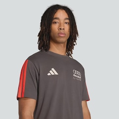 Camiseta adidas Audi DNA - Masculina - Foto 6
