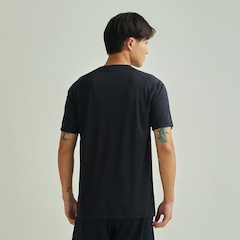 Camisa Umbro Adamant Unissex - Foto 4