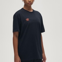 Camiseta Umbro Beyond The Pitch Masculino - Foto 2
