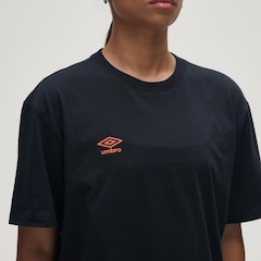 Camiseta Umbro Beyond The Pitch Masculino - Foto 3