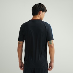 Camisa Umbro Legacy Field Masculino - Foto 4