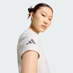 Camiseta adidas Audi Revolut F1 Team DNA Feminina - Foto 6
