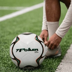 Bola de Futebol de Campo Poker Profissional 32 Gomos Hyper - Foto 4