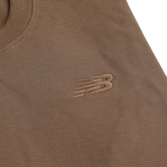 Camiseta New Balance M/C Small Logo - Feminina - Foto 3