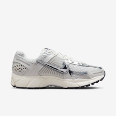 Tênis Feminino Nike Zoom Vomero 5 - Foto 1