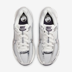 Tênis Feminino Nike Zoom Vomero 5 - Foto 3