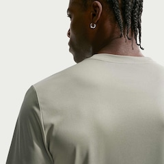 Camiseta Nike Dri-FIT Flex Masculina - Foto 2