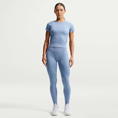 Camiseta Dri-FIT Nike Pro Slim Feminina - Foto 4
