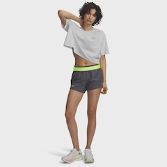Short de Corrida Under Armour Fly By 3 - Feminino - Foto 3
