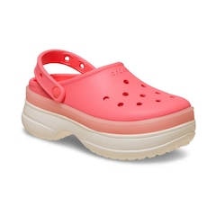 Sandália Crocs Frosted Stacked Clog Guava - Unissex - Foto 2