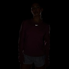 Camiseta Nike Dri-FIT One Feminina - Foto 3