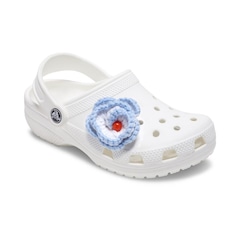 Jibbitz™ Flor de Crochê Azul e Branca Único - Unissex - Foto 1