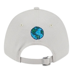 Boné Adulto New Era 940 Earth Day Peace Aba Curva - Foto 4