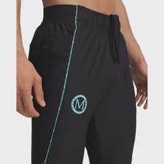 Calça de Futebol Under Armour Mansory Challenger - Masculina - Foto 4