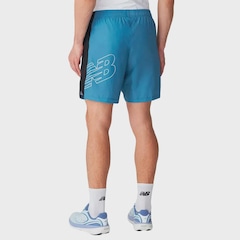 Bermuda New Balance Tenacity Logo 7 Masculina - Foto 3
