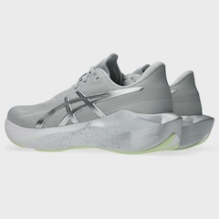 Tênis Feminino Asics Novablast 6 Platinum - Foto 6