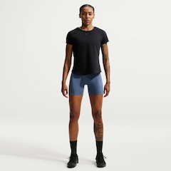 Camiseta Dri-FIT Nike Universa Feminina - Foto 4