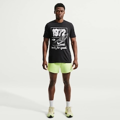 Camiseta Dri-FIT Nike Run DNA Masculina - Foto 4