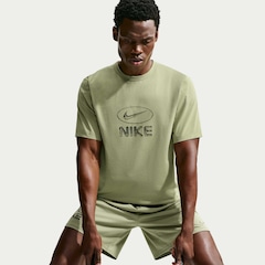 Camiseta Dri-FIT Nike UV Hyverse Field Graphic Masculina - Foto 3