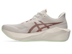 Tênis Asics Novablast 6 - Feminino - Foto 4