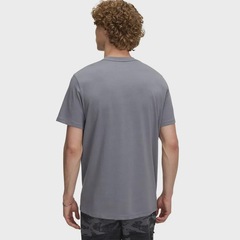 Camiseta Sportstyle Under Armour Logo Heavyweight - Masculina - Foto 2