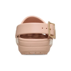 Sandália Crocs Classic Metallic Buckle Clog Blush - Unissex - Foto 7