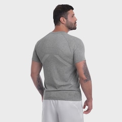 Camiseta Mizuno Soul Fit 4 New - Masculina - Foto 2