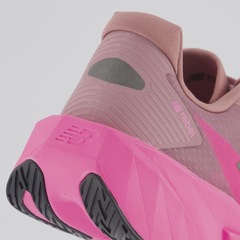 Tênis Feminino New Balance Fuelcell Rebel V5 - Foto 6