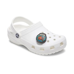 Jibbitz™ Crocs Peixe Dourado No Aquário Único - Unissex - Foto 3