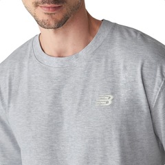 Camiseta New Balance Small Logo Masculina - Foto 3
