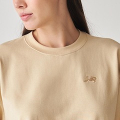 Camiseta New Balance Oversized Small Logo Feminina - Foto 3