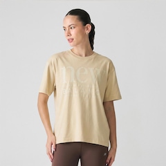Camiseta New Balance Reimagined Oversized Feminina - Foto 1