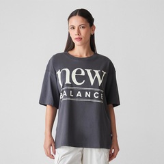 Camiseta New Balance Reimagined Oversized Feminina - Foto 1