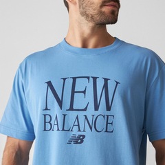 Camiseta New Balance Reimagined Graphic Masculina - Foto 4