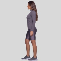 Conjunto Fitness Vekyo Blusa Térmica Proteção UV e Bermuda New Zig - Feminino - Foto 2