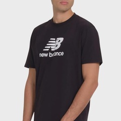 Camiseta New Balance Essentials Masculina - Foto 4
