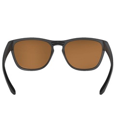 Óculos de Sol Oakley Manorburn Matte Black Prizm Violet - Foto 4