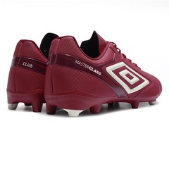 Chuteira de Campo Adulto Umbro Master Class Club - Foto 5