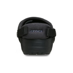 Sandália Crocs Classic Crafted Vegan Suede Clog Black - Unissex - Foto 7