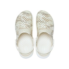 Sandália Crocs Inmotion Camouflage Clog Summit - Unissex - Foto 5