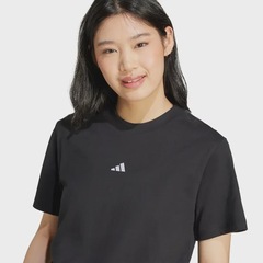 Camiseta adidas Lisa Essentials Feminina - Foto 3