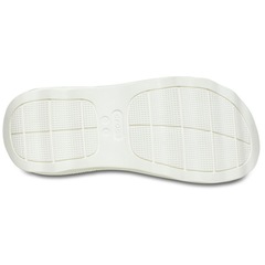 Sandália Feminino Crocs Classic Mega Crush Triple Strap Chalk - Foto 6