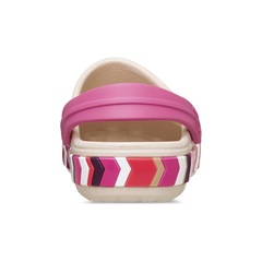 Sandália Feminino Crocs Crocband Chevron Band Clog K - Foto 6