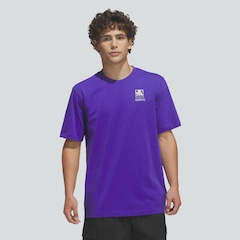Camiseta Adidas Emblem Masculina - Foto 1